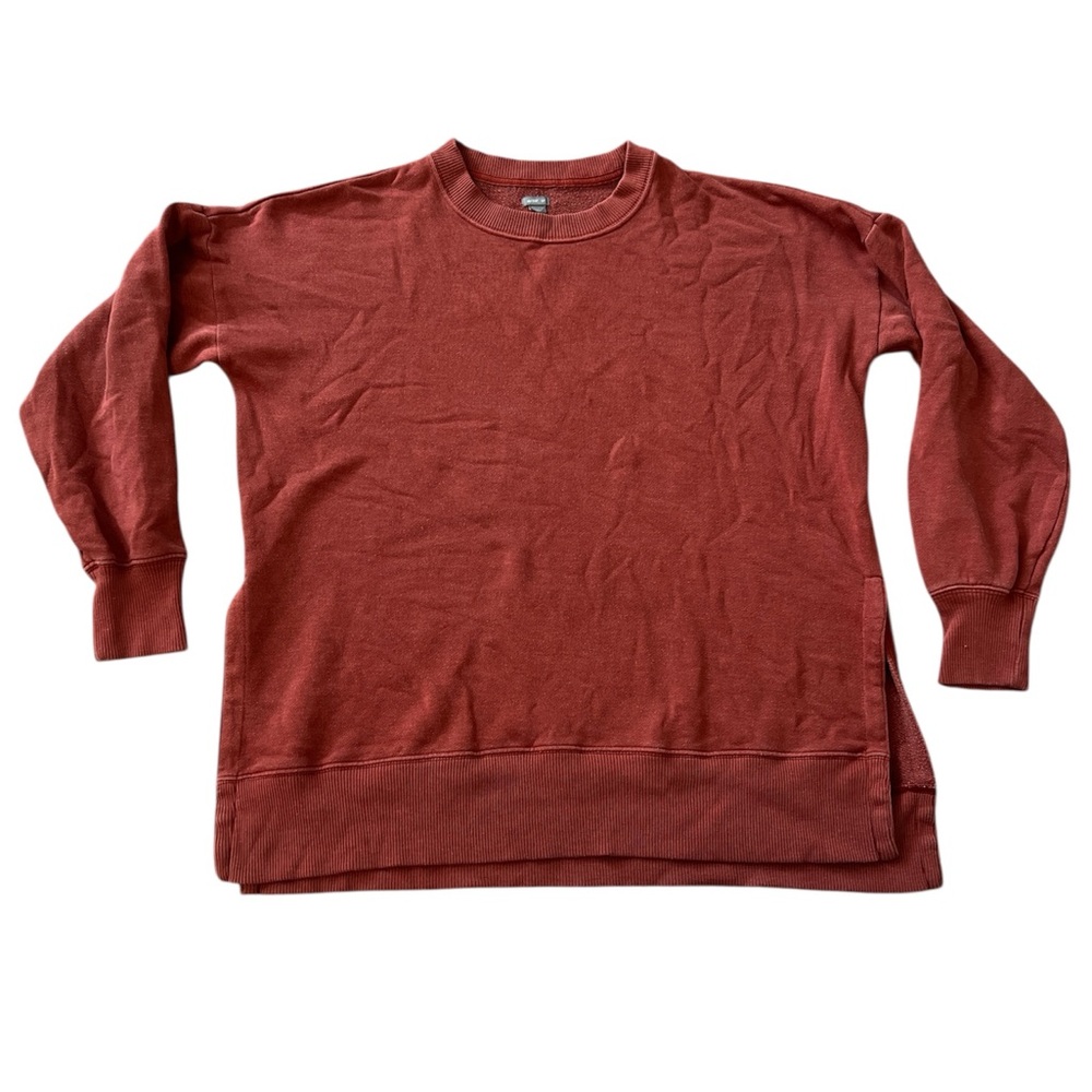 Women’s Aeire Crew Sweatshirt with Slits